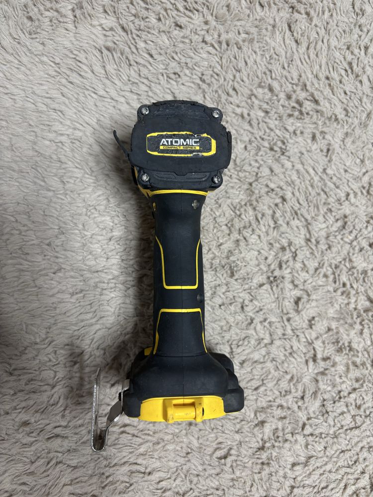 Імпакт Dewalt dcf850 20 v