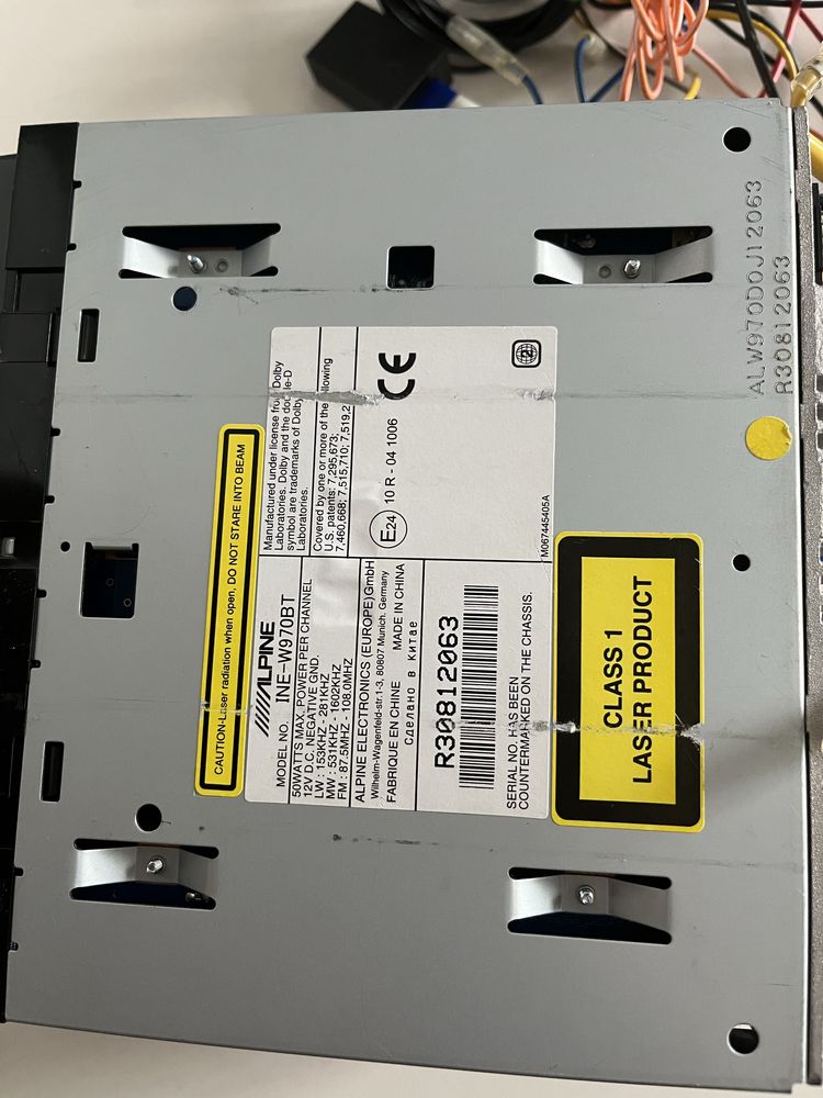 Radioodtwarzacz DVD z nawigacją Alpine INE-W970BT