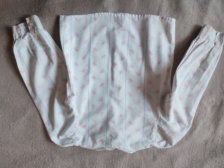 Koszula dla dziewczynki r. 110/116 retro vintage z haftowanym kołnierz