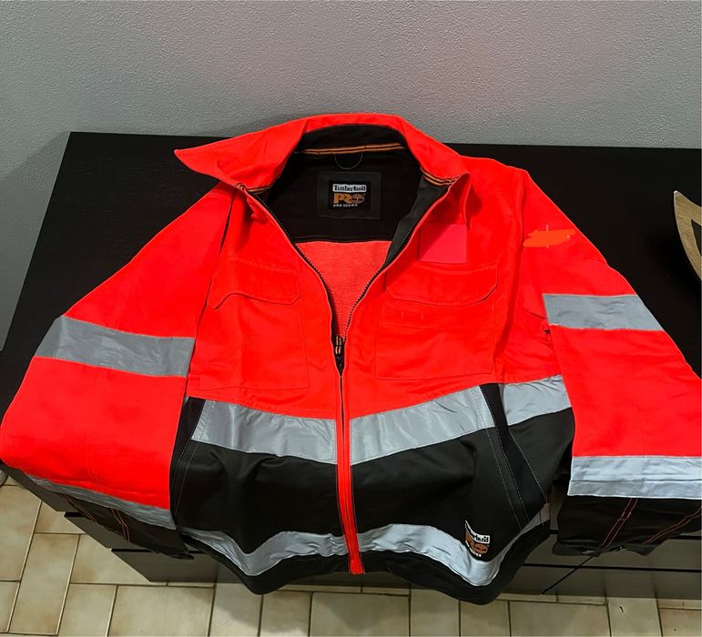 Conjunto timberland (2 calças 1 casaco)