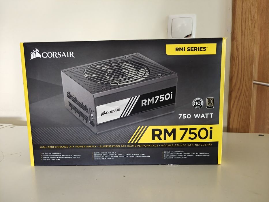 Corsair RM750i - Fonte de alimentação 750W