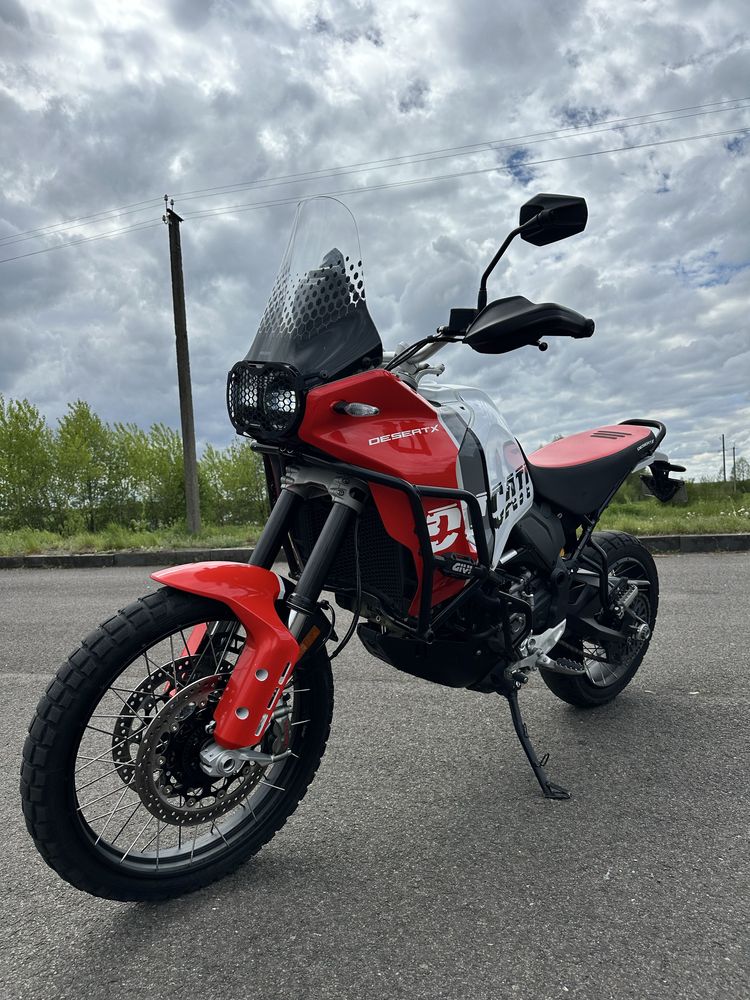 Ducati desert x )