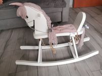 Śliczny drewniany biały konik na biegunach MamaMia Kids