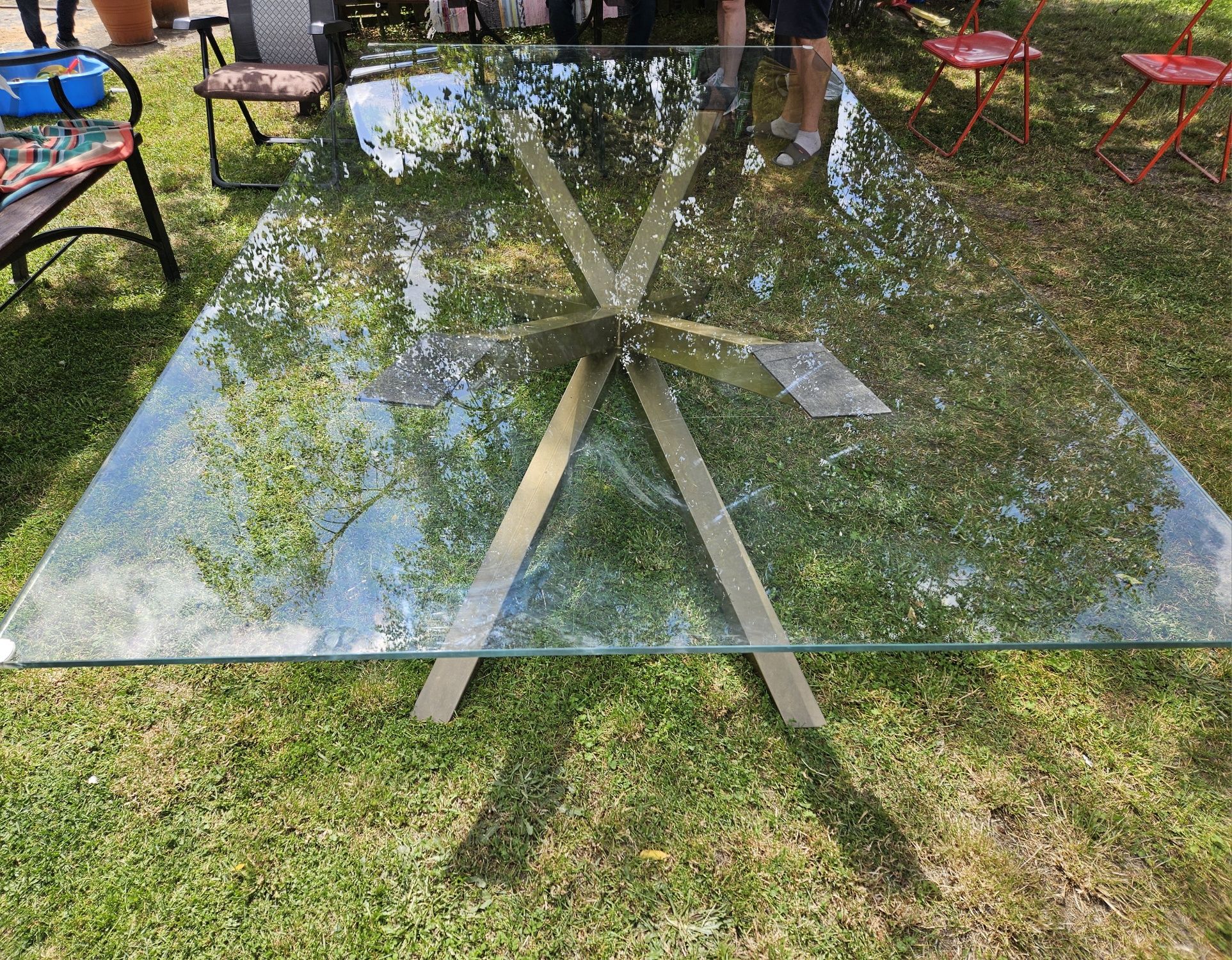 Elegancki stol szkło metal