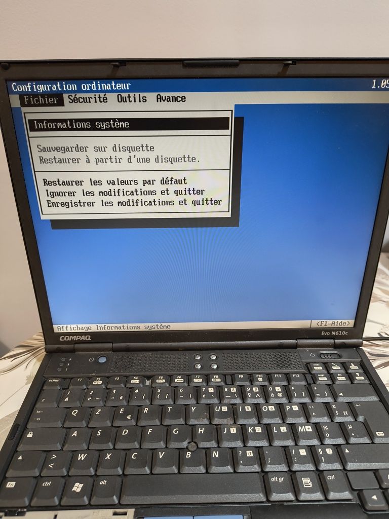 Laptop CompaQ, sprawny