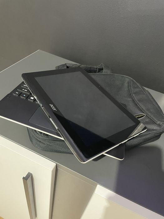 Laptop Tablet Acer Switch 10e