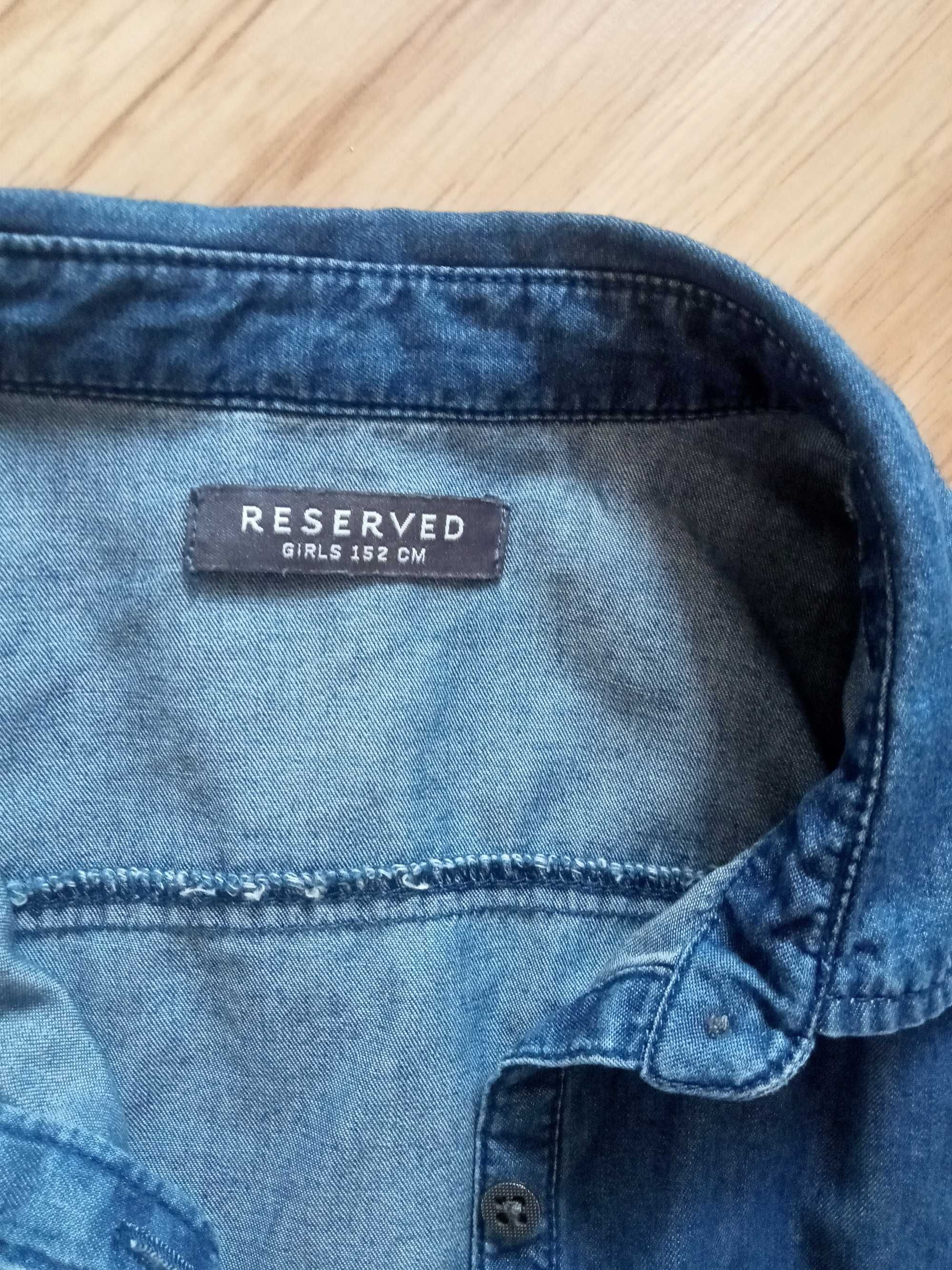 Sukienka  152 Reserved