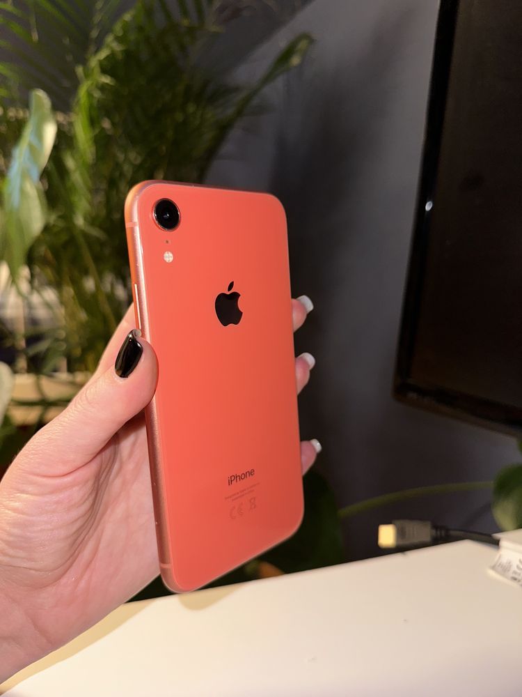iPhone XR 64GB coral