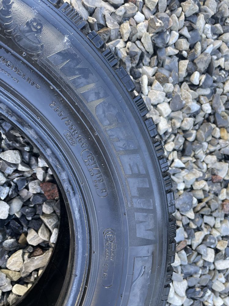 2x Opony M+S Michelin Agilis Alpin 235/65R16C 121/119 R