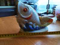 Продам фарфоровую статуэтку-cалфетницу «Рыба».
