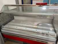 Vendo vitrine de refrigeração usada, como nova