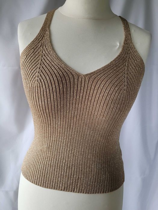 Złota, elastyczna bluzka na ramiączkach rozmiar 38-42