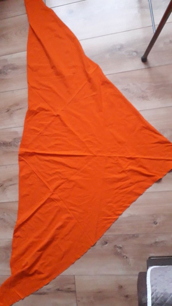 Nowa chusta pomarańczowowa