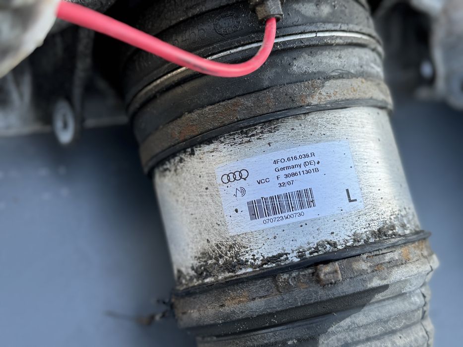 Пневмостійка Audi A6 C6 Передній Пневмобалон Пневмостойка Allroad