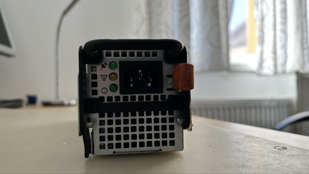 ZASILACZ pod radio 575W HP DL380)