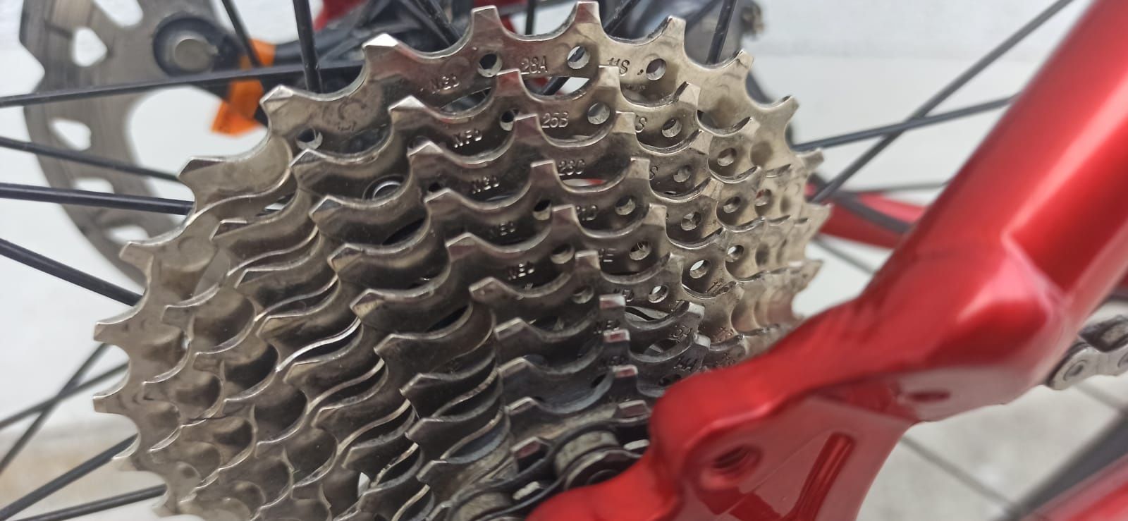PINNACLE DOLOMITE,  Shimano 105(hydraulika), Rozmiar L