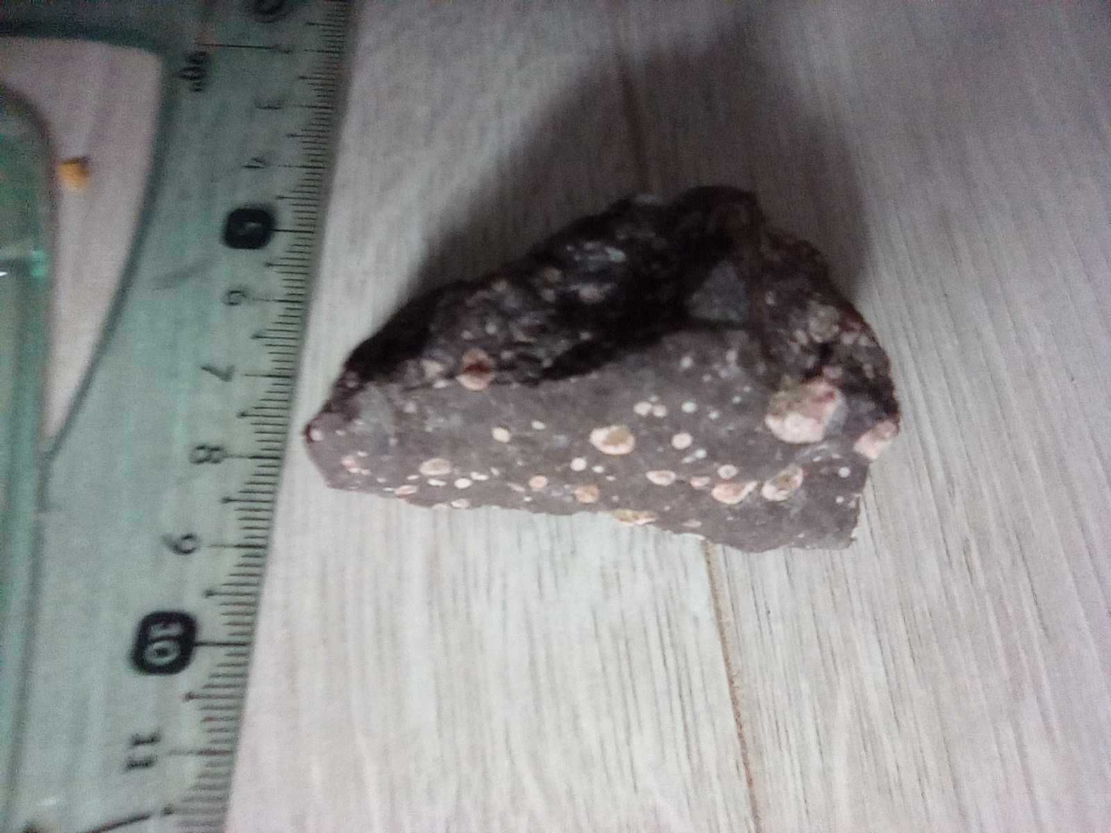Migdałowiec, piękna skała magmowa.