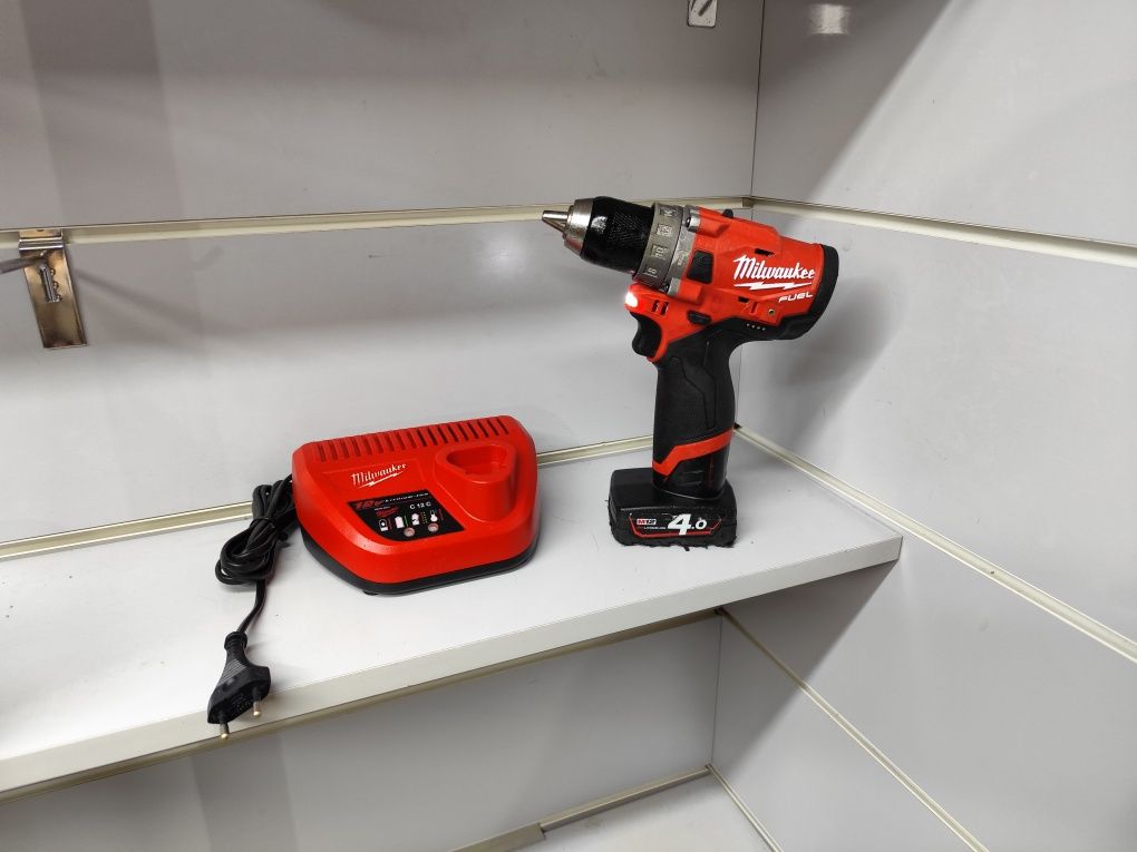 Milwaukee M12 FPD безщітковий акумуляторний шуруповерт ударом Мілвоке