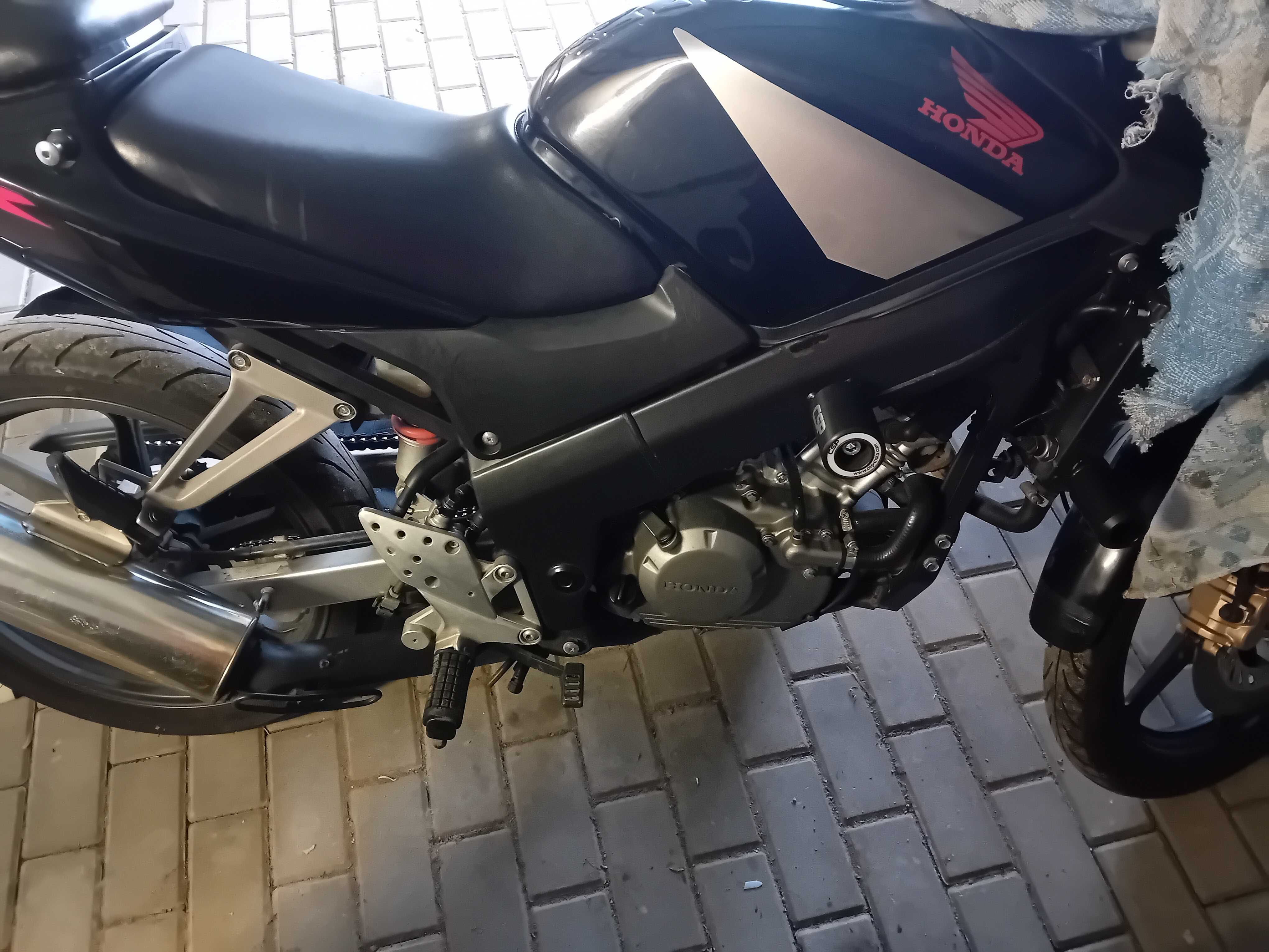 Sprzedam motor honda cbr 125
