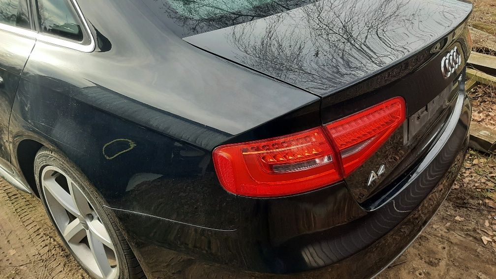 Audi a4 b8 Sedan Lift Sline LY9B Klapa Tył Zderzak Lampy Tył LED