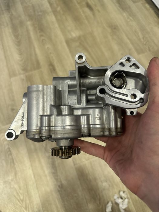 Оригінальний масляний насос, TSI 1,8 2,0 3,6