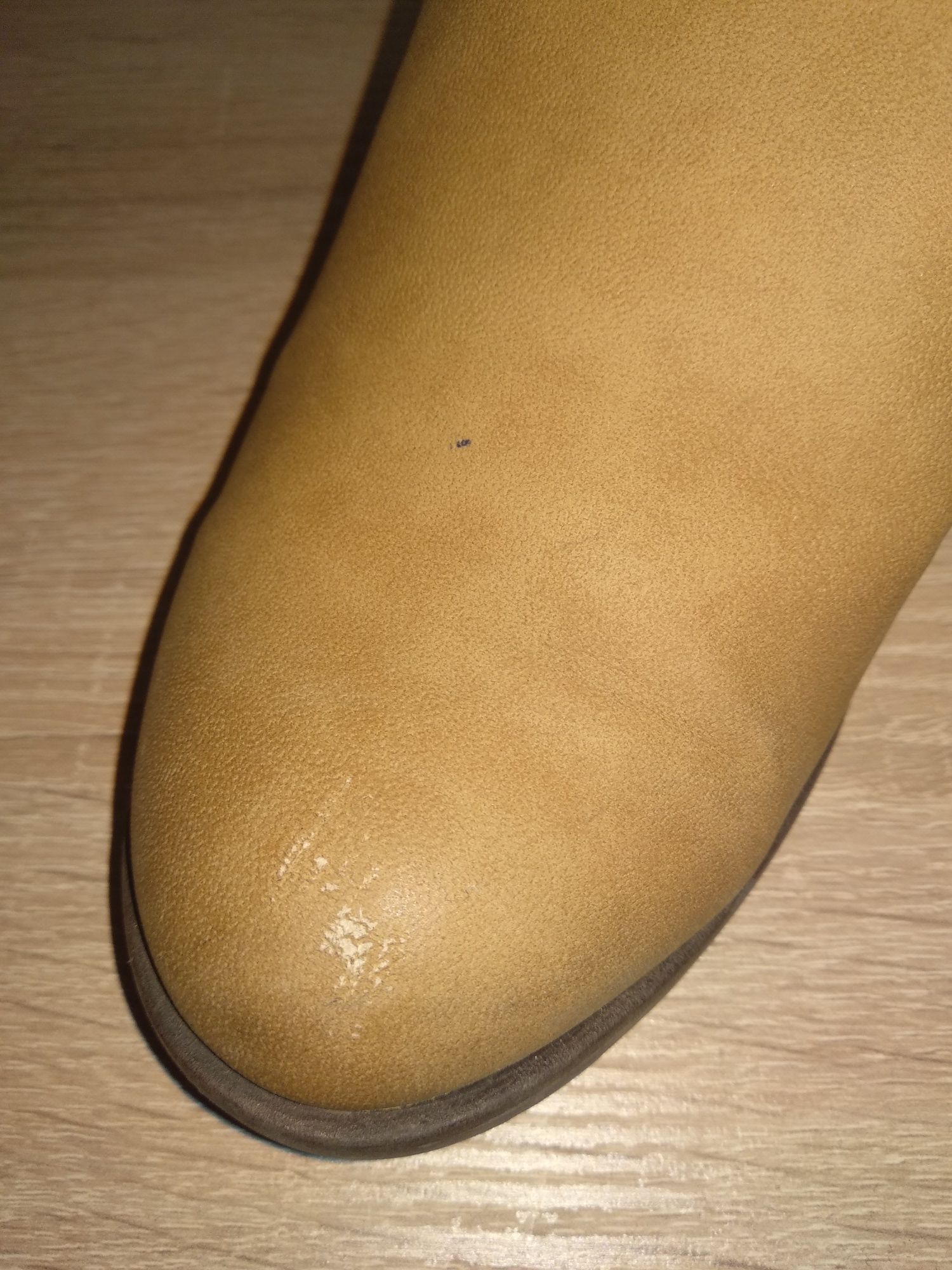 Botki musztardowe Deichmann