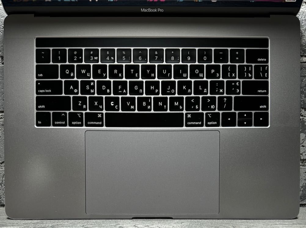 ШОУ-РУМ+! MacBook Pro 15 2018(i7/16/256/Pro555X) Гарантія! TRADE-IN +!