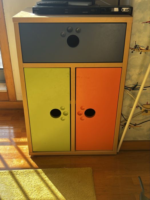 Mobilia de quarto infantil/juvenil