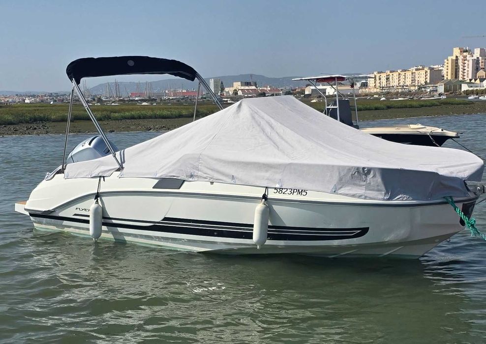 Beneteau 6.6 Barco de Recreio