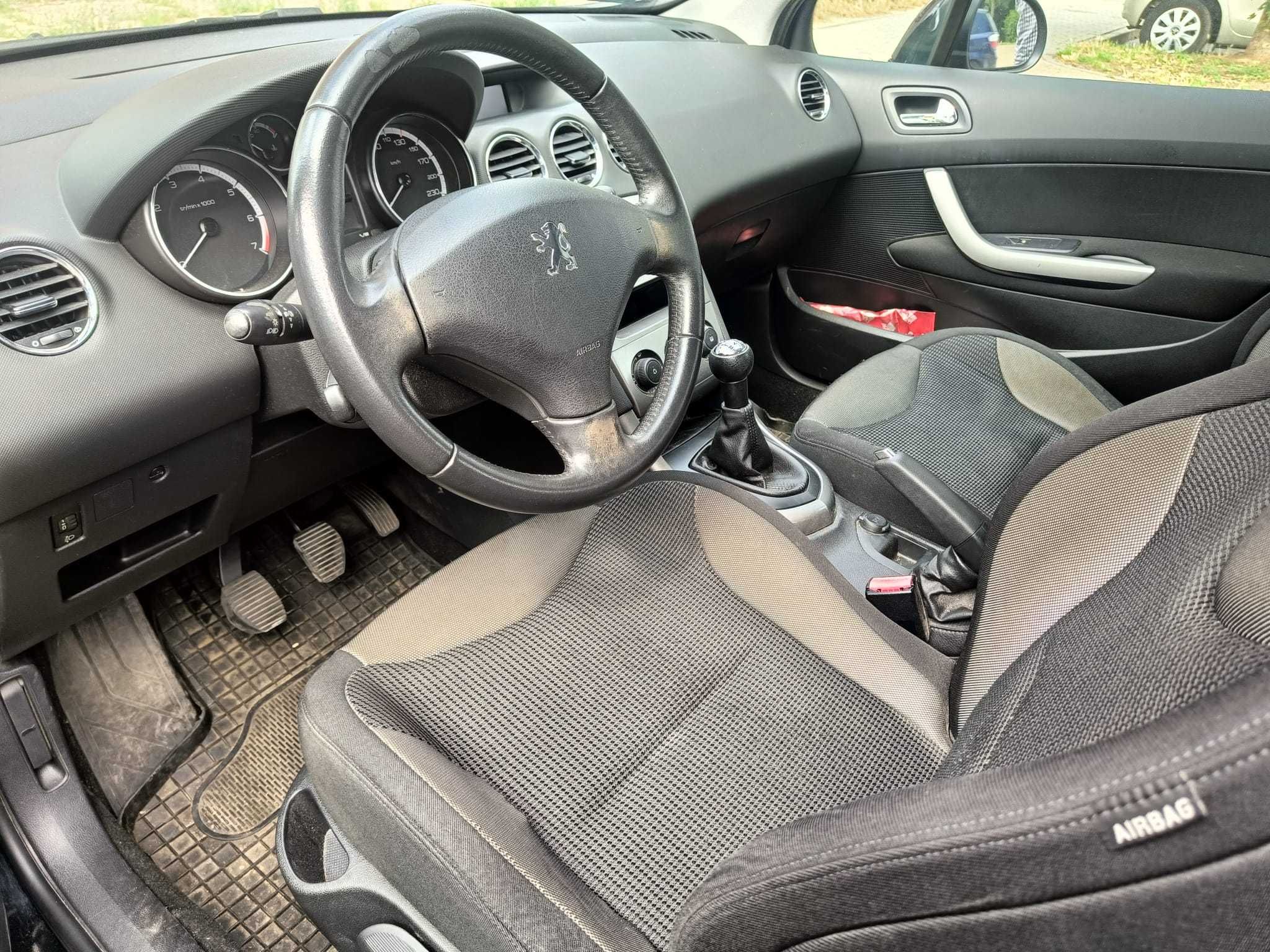 Peugeot 308 1.6 150 tyś USZKODZONY