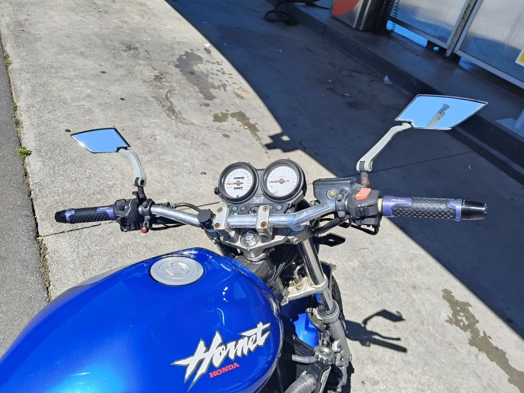 Honda hornet 600