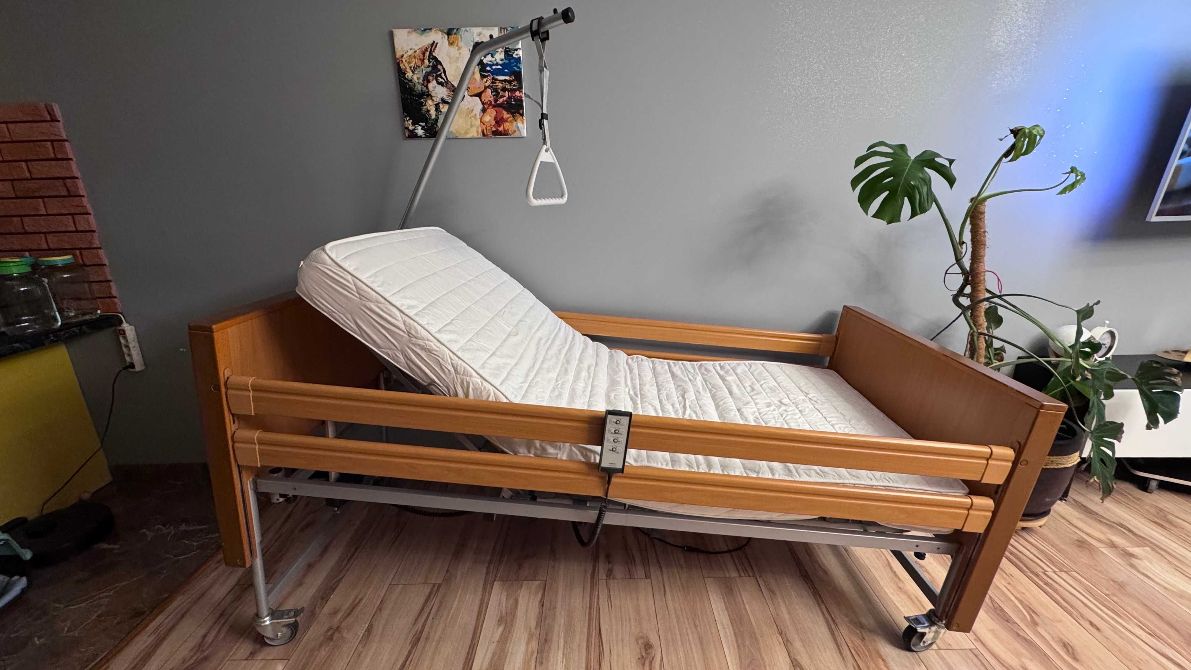 Elektryczne łóżko rehabilitacyjne sterowane w 3 zakresach