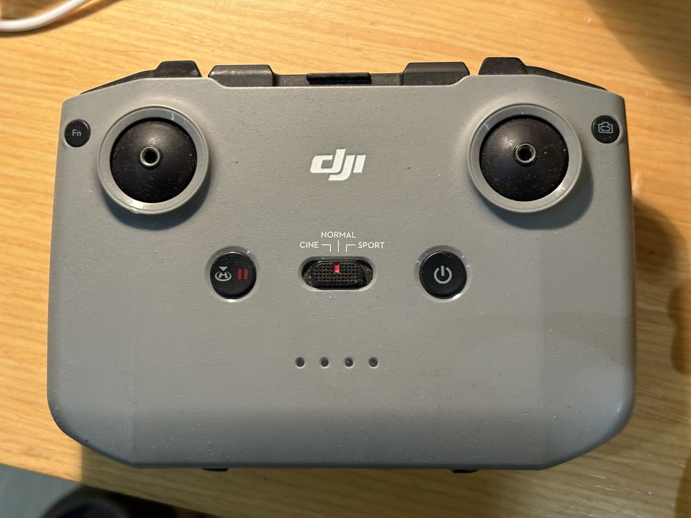 DJI Mavic Mini 2 – Drone em bom estado (comando avariado)