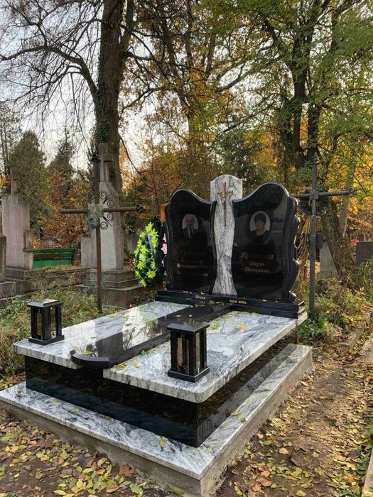 Виготовлення/Встановлення/Реставрація памятників/Бруківка.