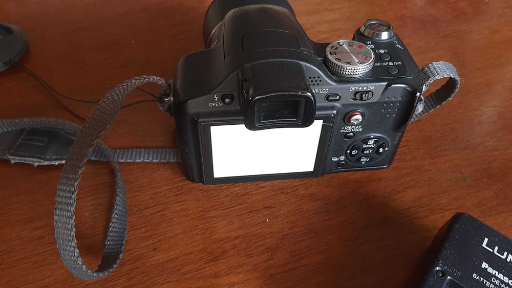 Panasonic Lumix DMC-FZ8