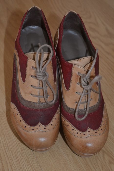 Sapatos da marca Prof