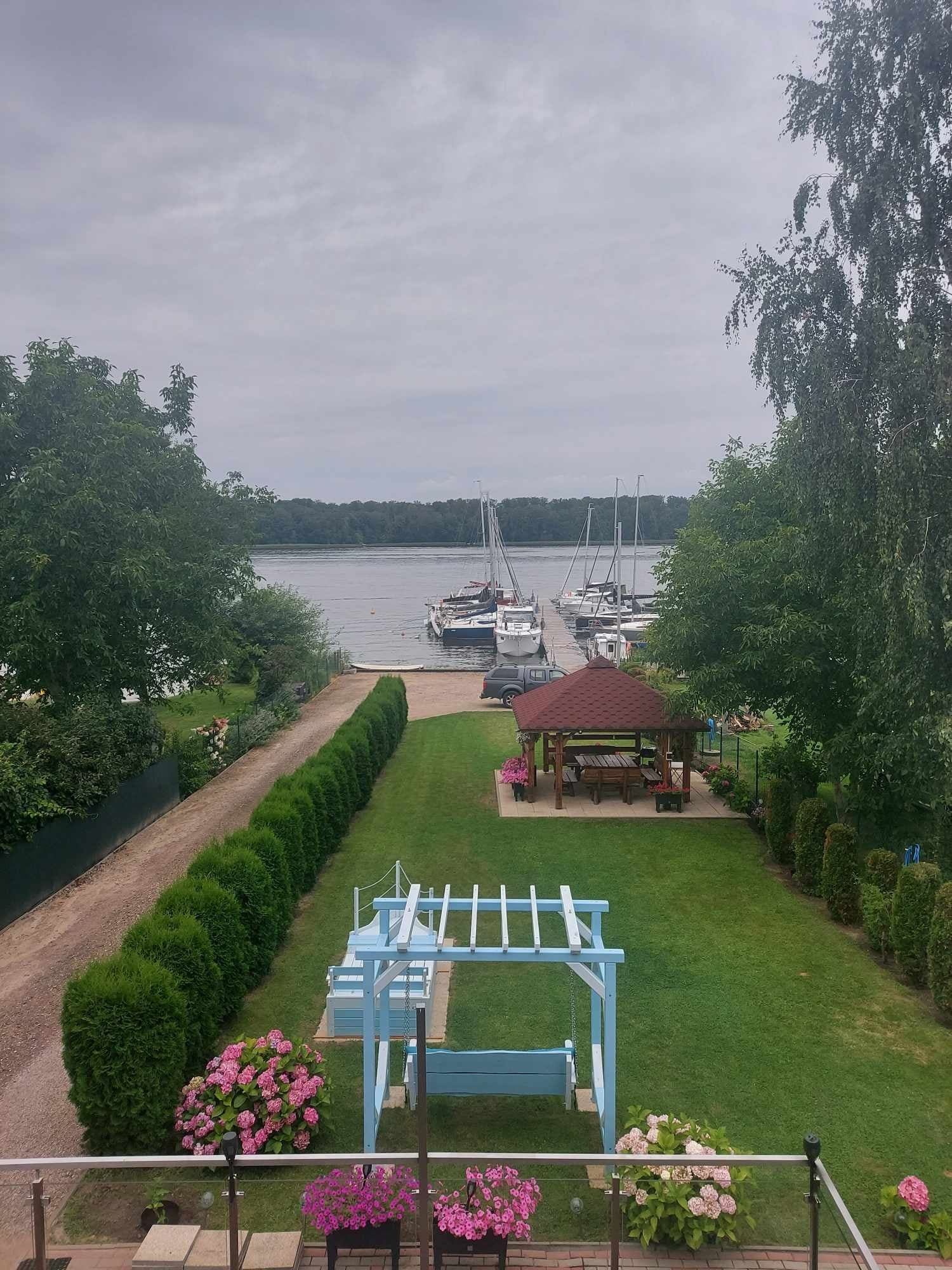 Dom  z linią brzegowa Jeziorak Iława 6 os