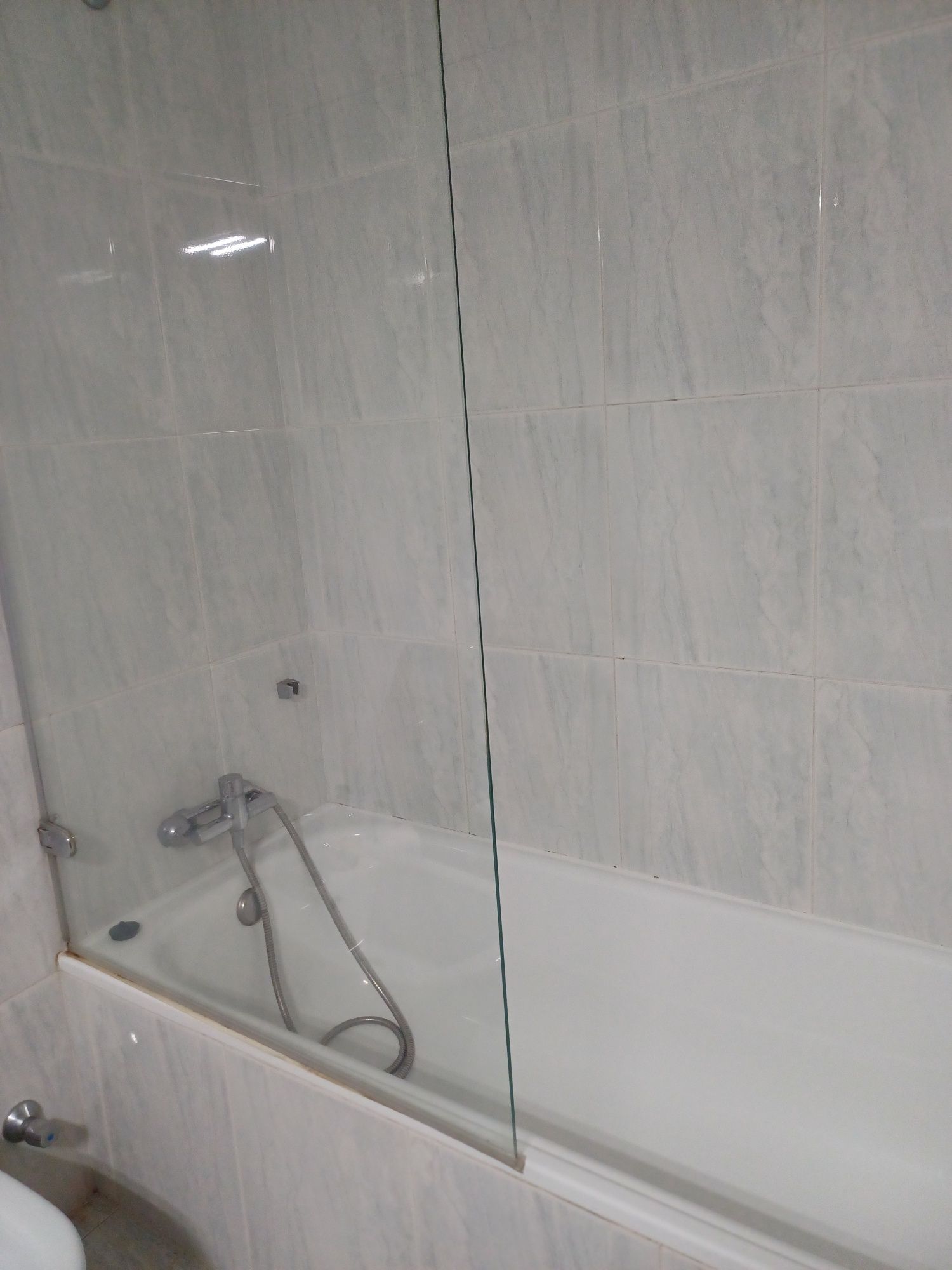 Alugo quarto, perto de tudo em Alfena