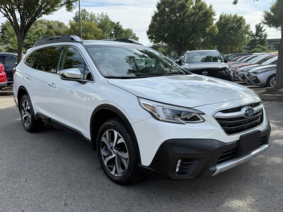 Subaru Outback Touring Crossover      2022