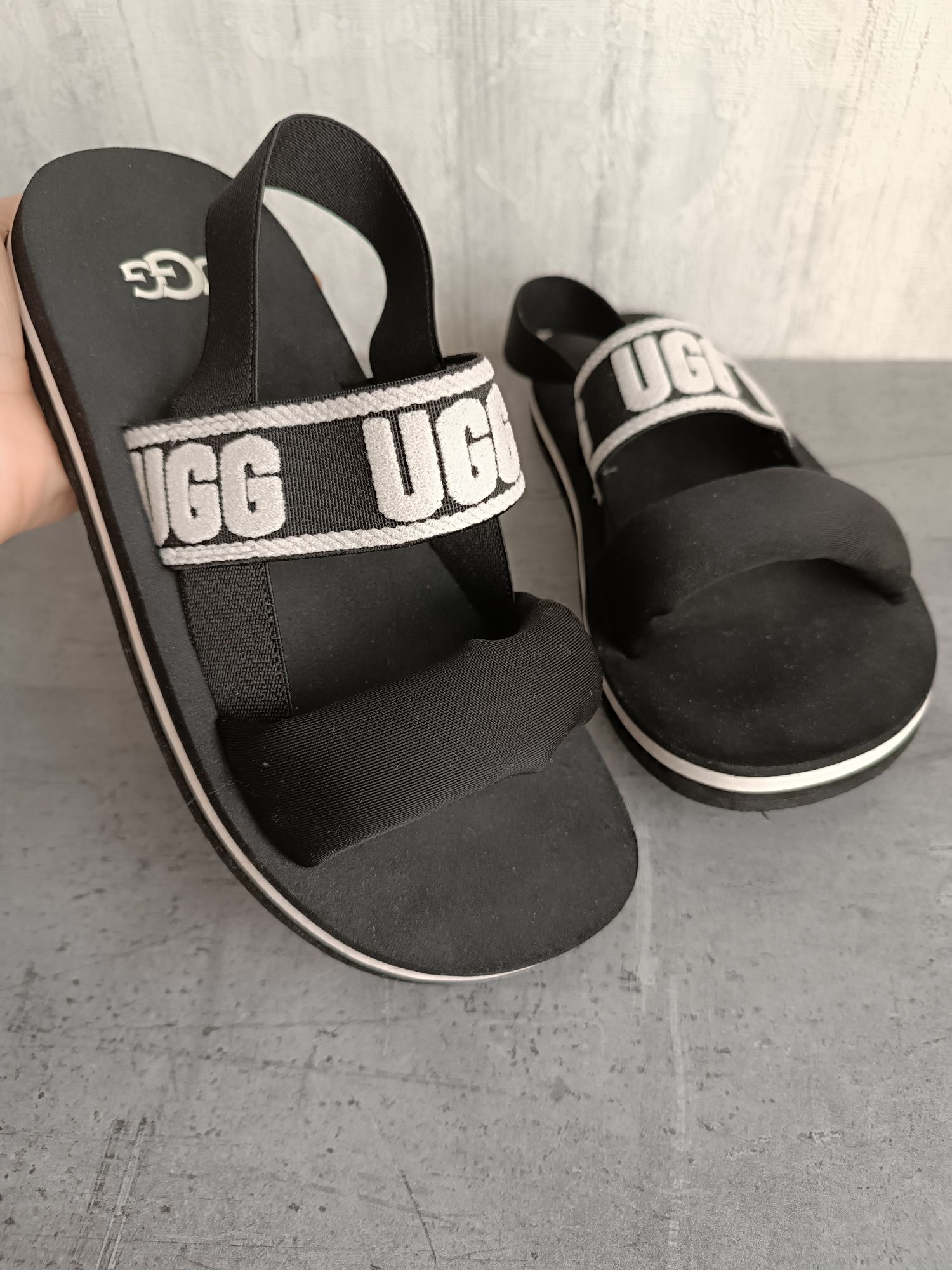 Ugg ( оригінал)Босоніжки дитячі
