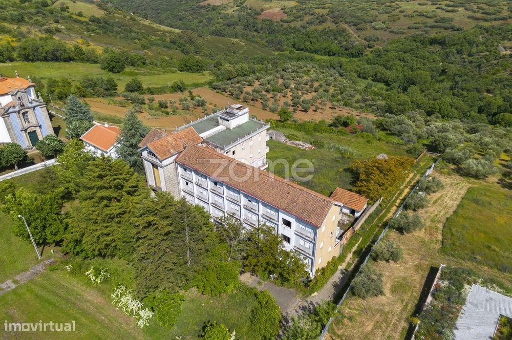 Edificio da Antiga Casa do Clero e dos Retiros