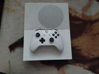 Sprzedam Xbox One S 1TB