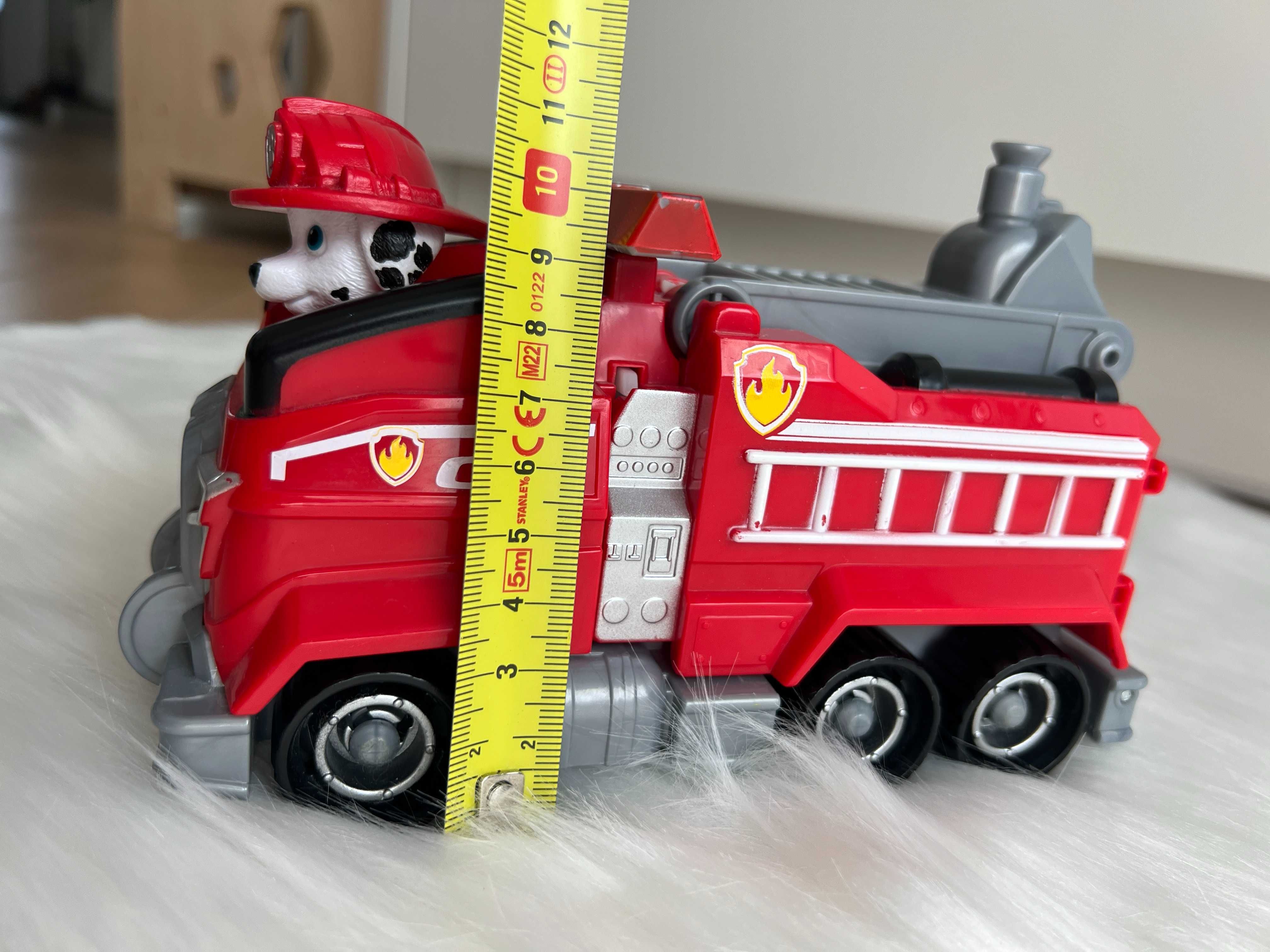 Psi Patrol z Figurką Marshall Deluxe wóz strażacki transformers