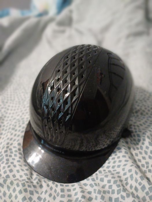Kask jeździecki fouganza