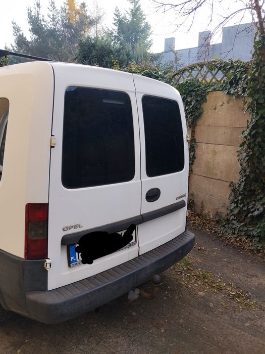 Opel Combo 1,6 2002r benzyna i LPG z hakiem