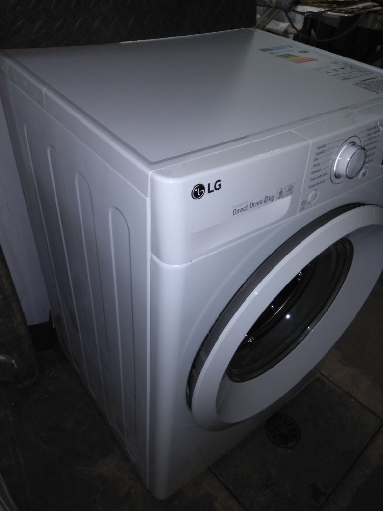 Máquina de lavar roupa lg 8kg F4J5TN3W