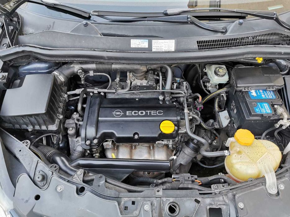 Opel Corsa D 2008r. Nowy Rozrząd/Klimatyzacja