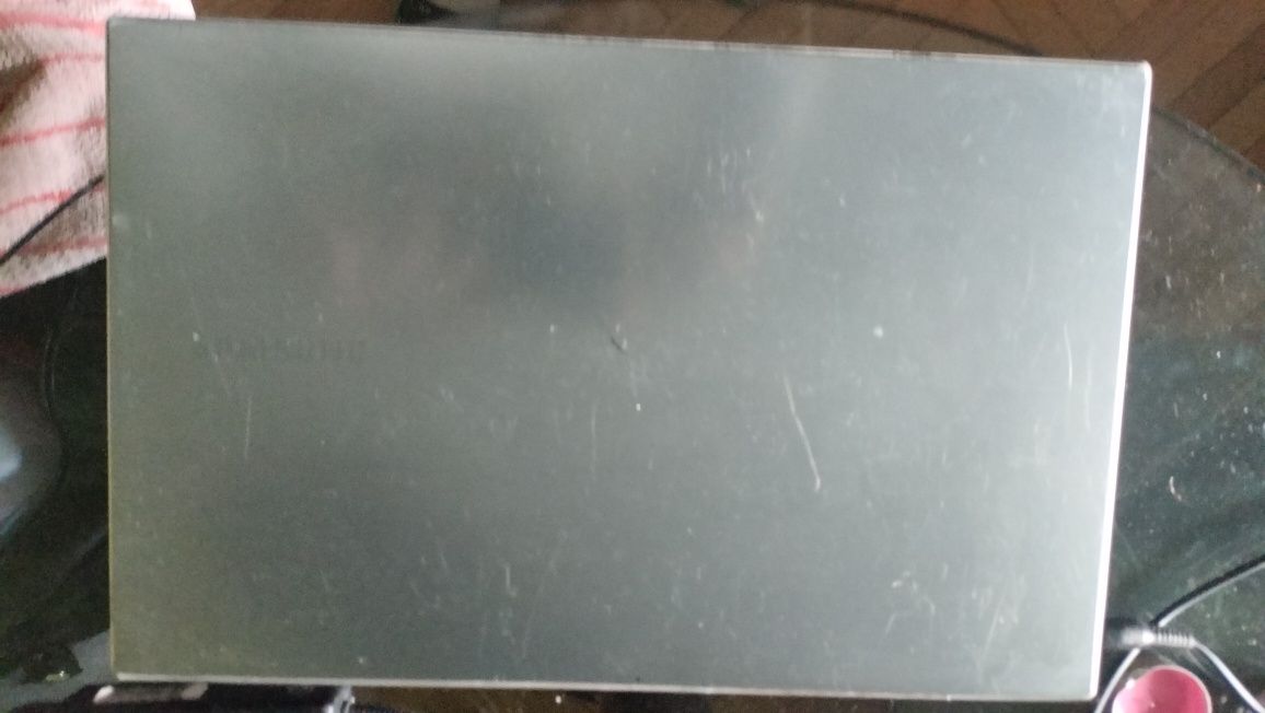 laptop Samsung np300v5a