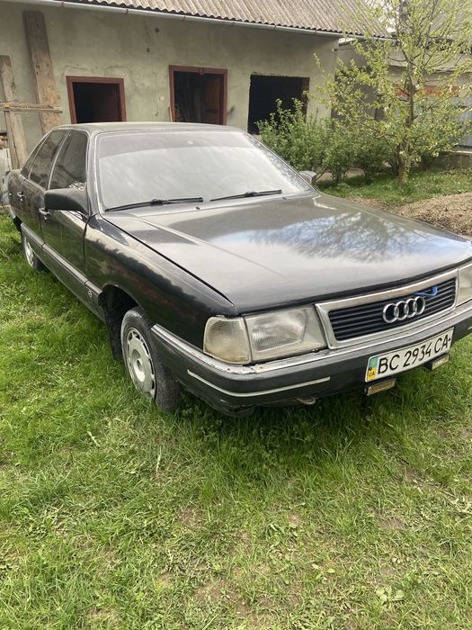 Ауді 100 с3 сигара 1.8 бензин - газ