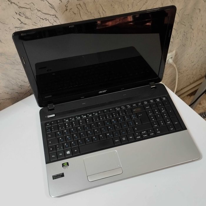 Ноутбук Acer E1-571G | Core i5-3230M | видео 1гб | 6/750 гб
